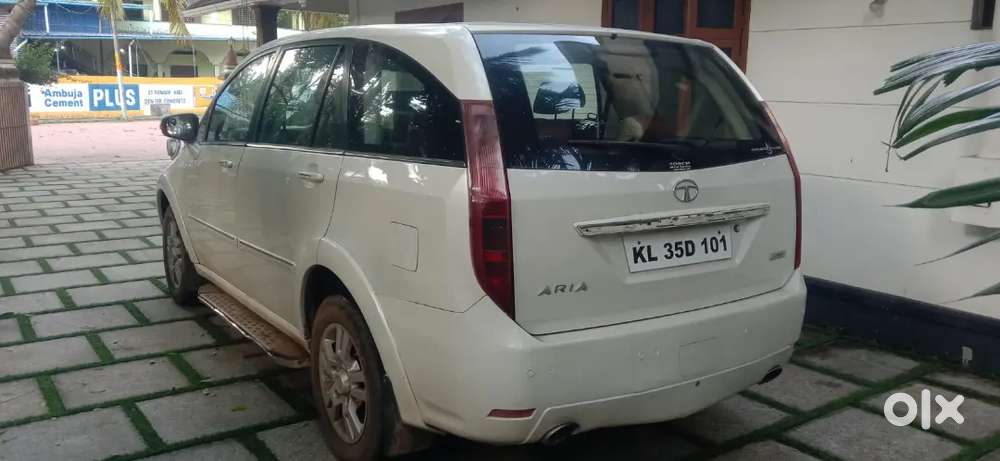 Tata Aria 2012