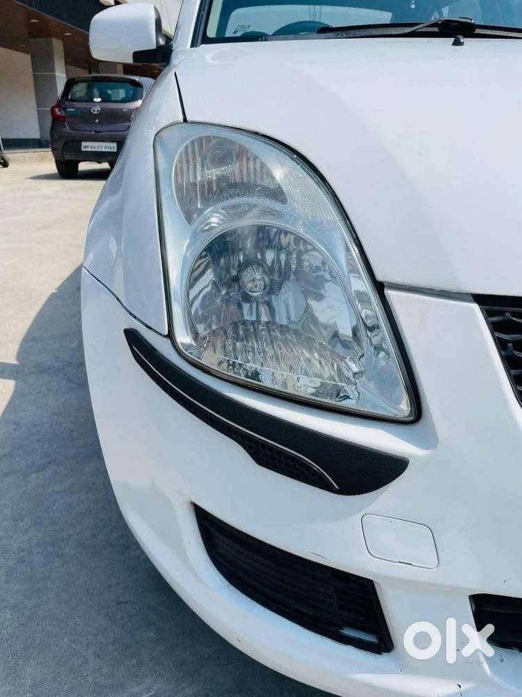 Maruti Suzuki Swift Dzire Tour Ldi, 2016, Diesel