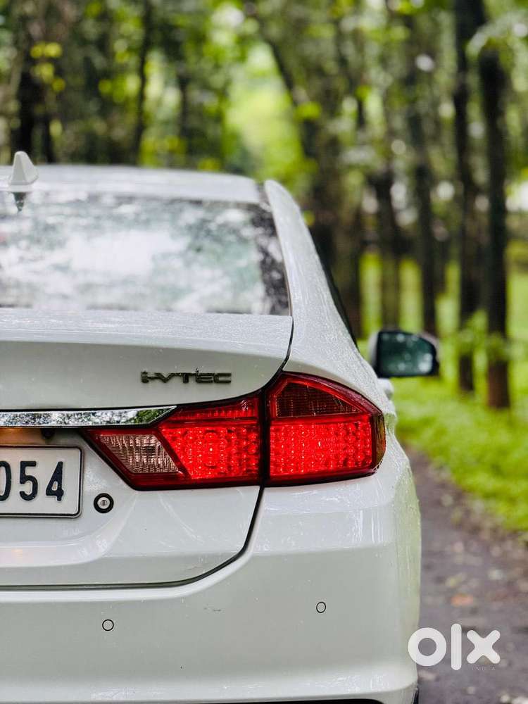 Honda City I-vtec Cvt V, 2022, Petrol
