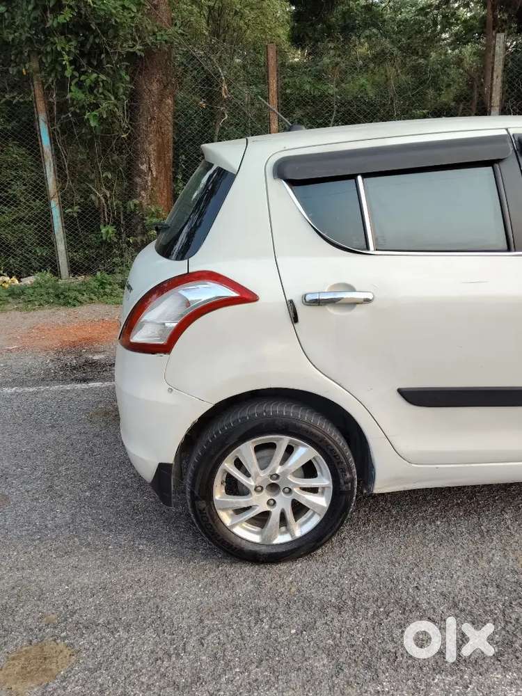 Maruti Suzuki Swift Zdi 2012