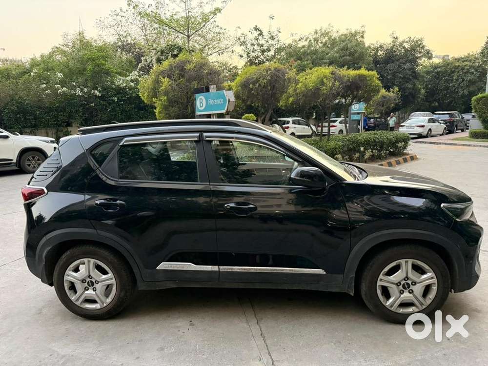 Kia Sonet 2023 Petrol Well Maintained