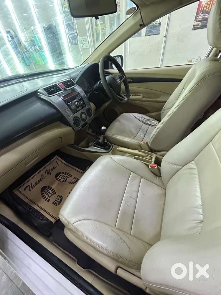 Honda City V At Exclusive, 2013, Petrol