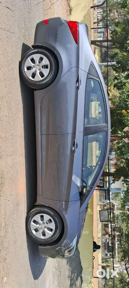 Hyundai Fluidic Verna 2015