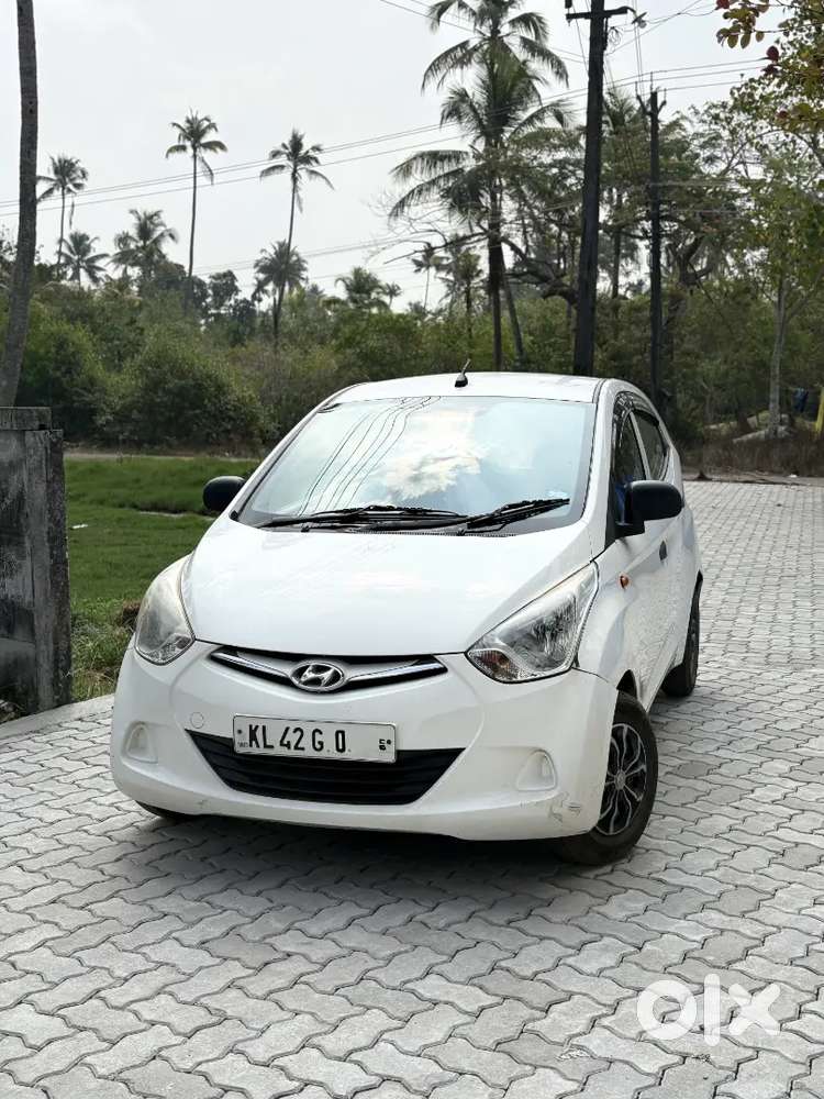 Hyundai Eon 2012 Petrol Well Maintained Second Owner New Tyres