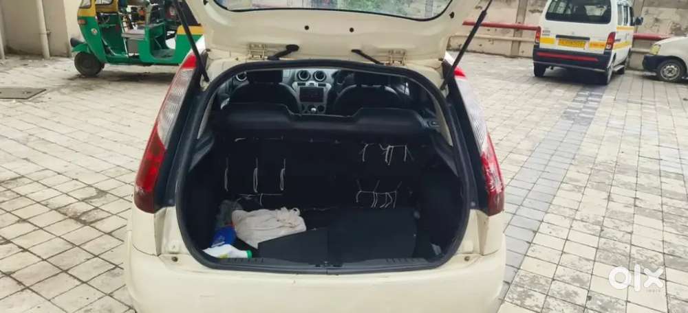 Ford Figo Petrol 2010 Car