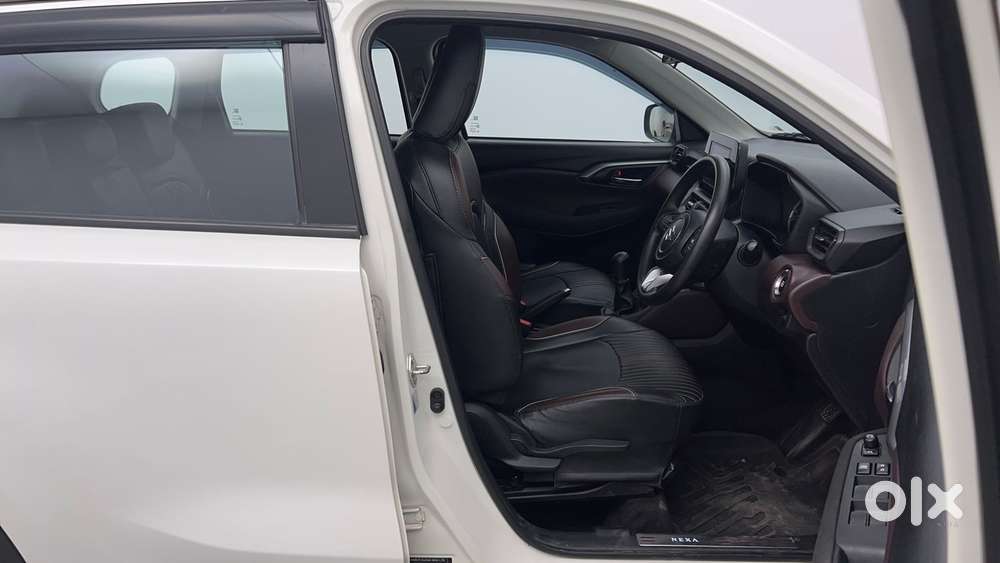 Maruti Suzuki Grand Vitara 1.5 Delta Cng, 2024, Cng & Hybrids