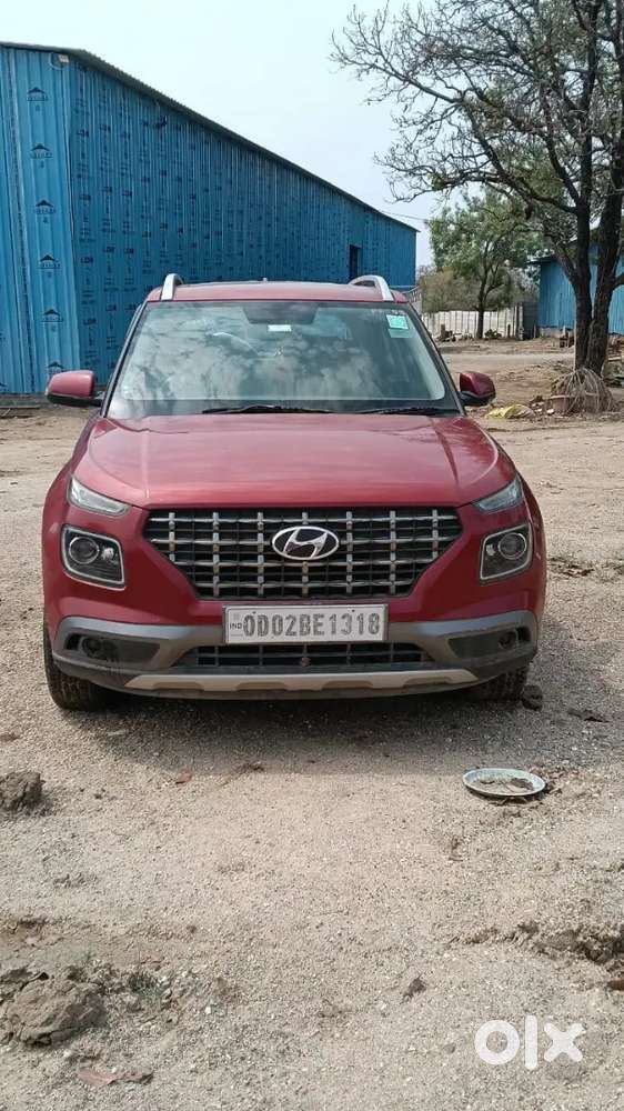 Hyundai Venue 2019 Petrol Well Maintained