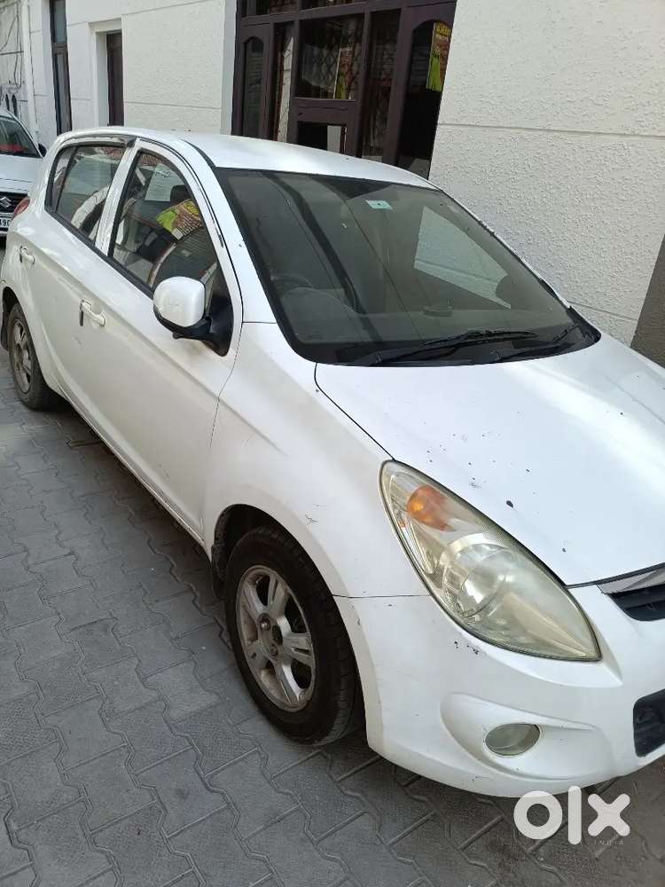 Hyundai I20 Asta Diesel Manual 2011