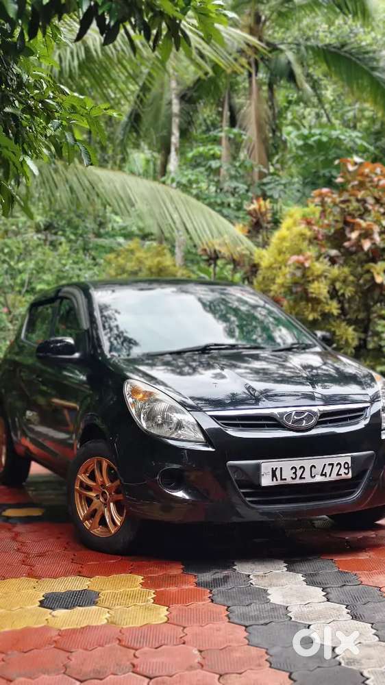 Hyundai I20 2011 New Papper