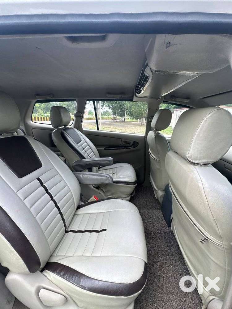 Toyota Innova 2.5 G (diesel) 7 Seater, 2014, Diesel