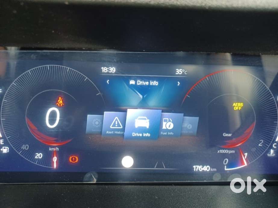 Mahindra Xuv 3xo Ax5l Pg Mt, 2024, Petrol