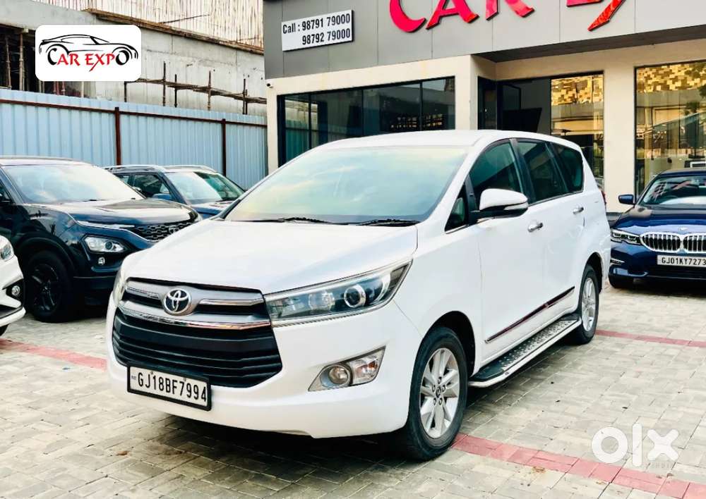 Toyota Innova Crysta 2.4 V 7 Str, 2016, Diesel