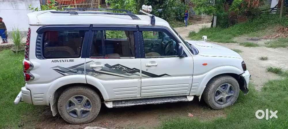 Scorpio Crde Price-165000