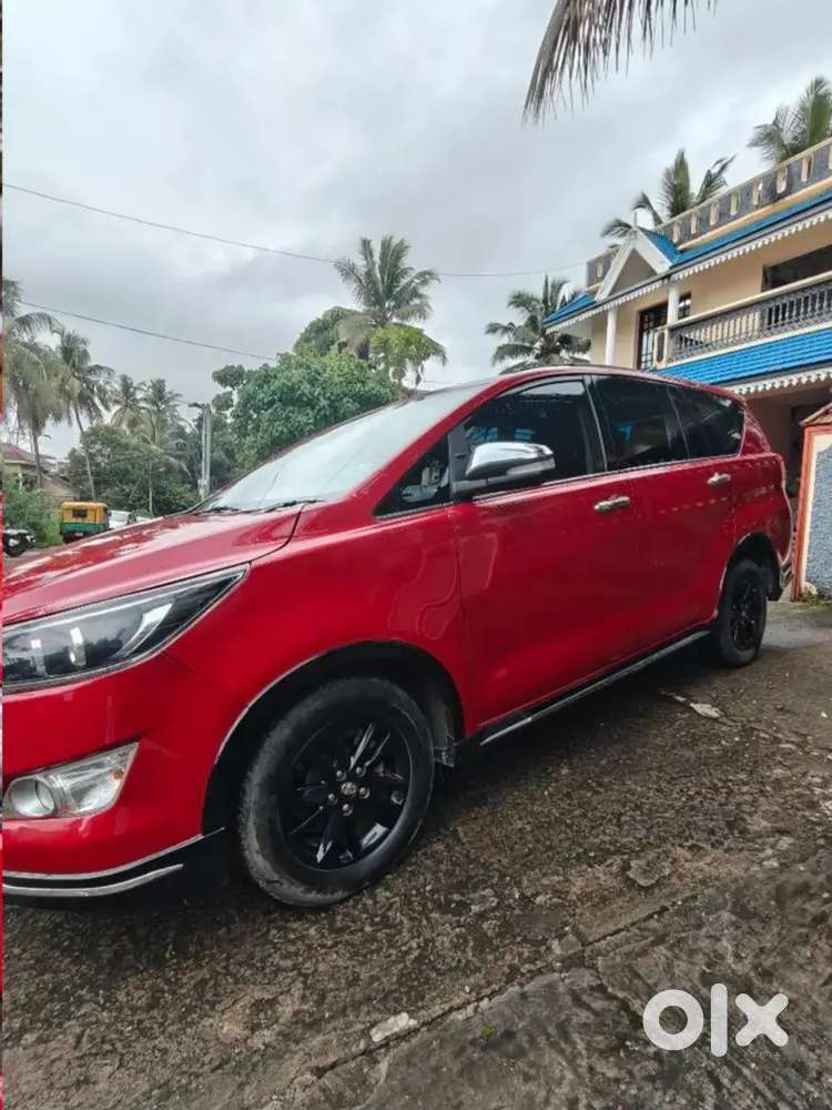 Toyota Innova Crysta 2017