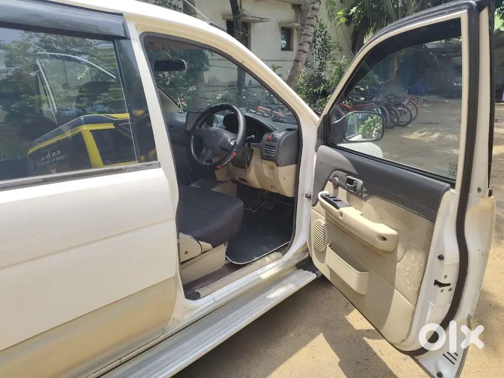 Chevrolet Tavera 2012 Diesel 100000 Km Driven