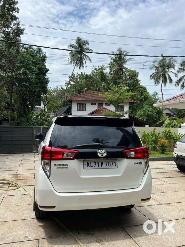 Toyota Innova Crysta 2016-2017 Diesel