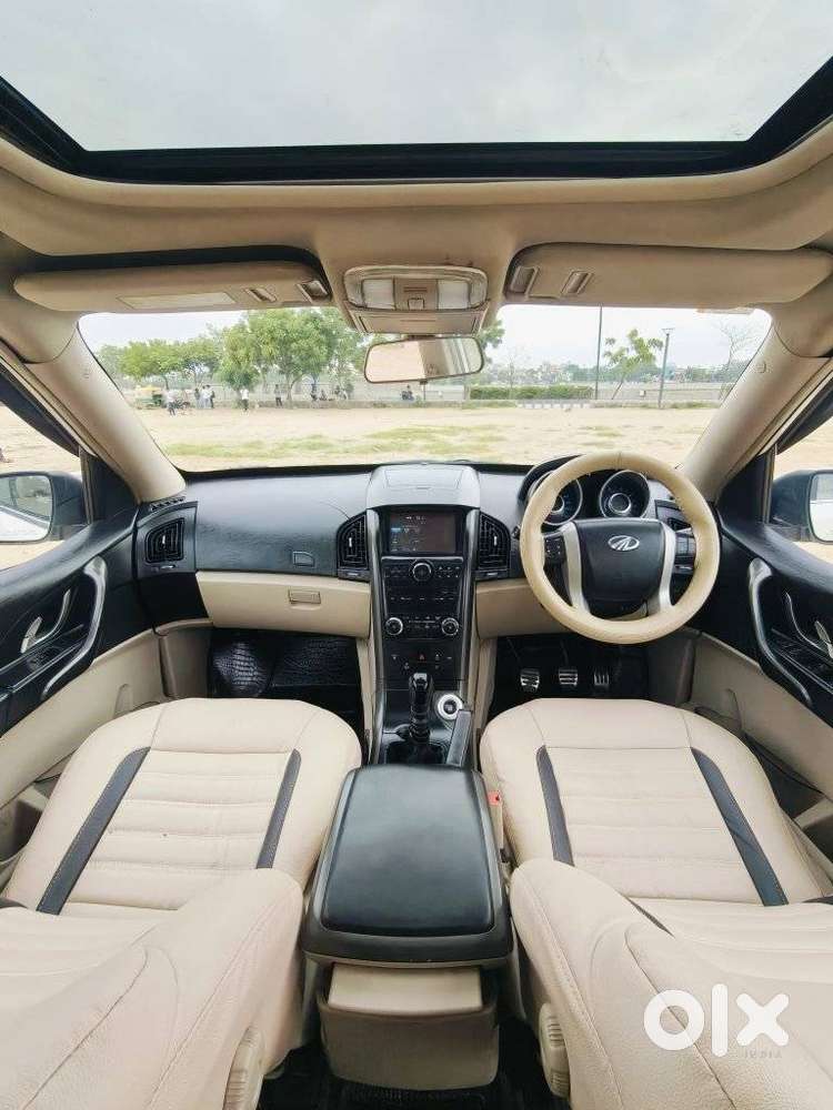 Mahindra Xuv500 2.2 W10, 2016, Diesel