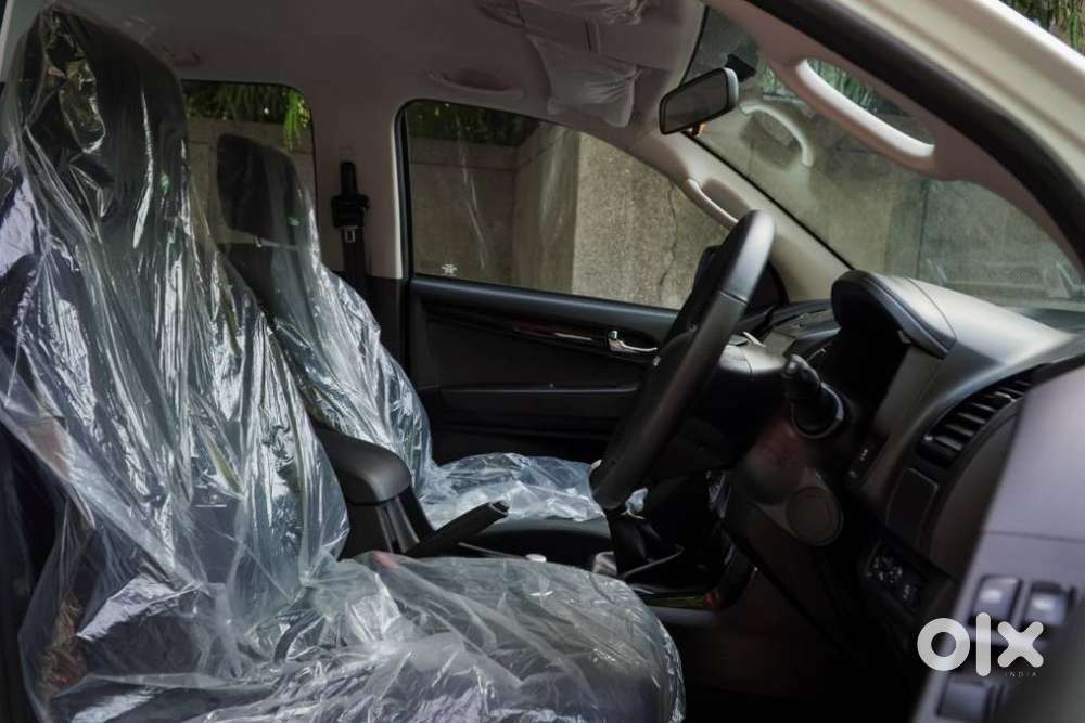 Isuzu V-cross Z 4x4 Mt, 2026, Diesel