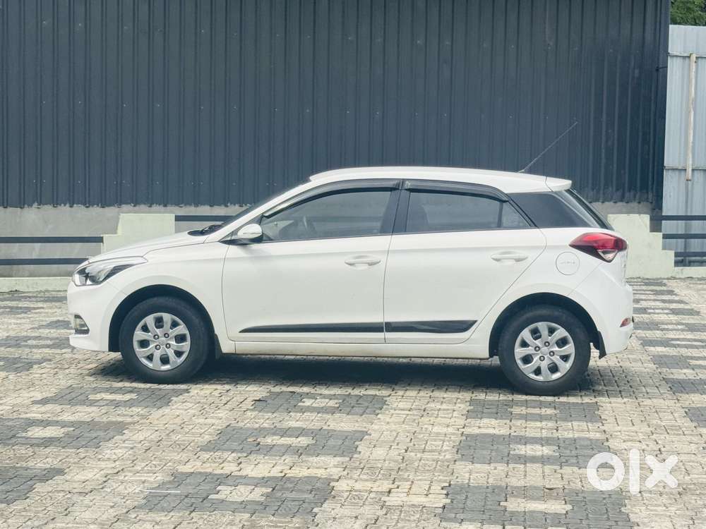 Hyundai Elite I20 1.2 Sportz Plus Vtvt, 2016, Petrol