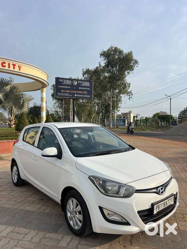 Hyundai I20 Sportz 1.2 Bs-iv, 2012, Diesel