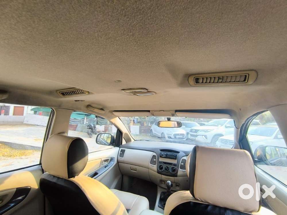 Toyota Innova 2.5 Vx 8 Str, 2010, Diesel