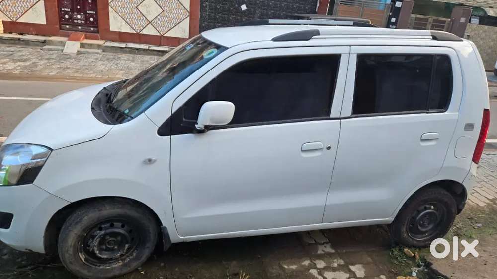 Maruti Suzuki Wagon R 2013 Zxi+ Hybrid