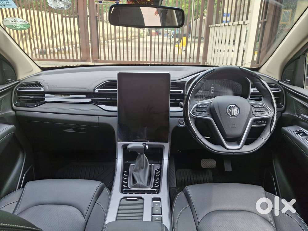 Mg Hector Blackstorm Cvt, 2025, Petrol