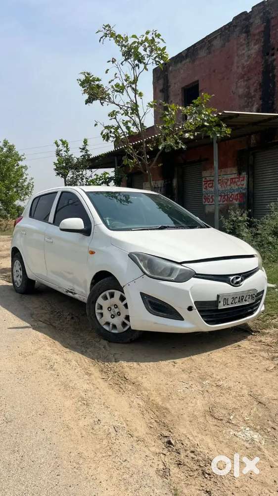 Hyundai I20 2014 Petrol 65000 Km Driven Petrol +cng