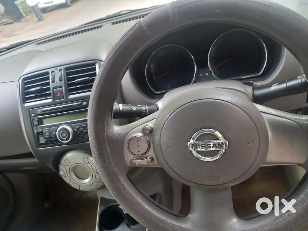 Nissan Sunny 2011 Petrol 57085 Km Driven