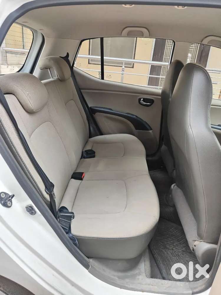 Hyundai I10 Sportz 2012 Petrol