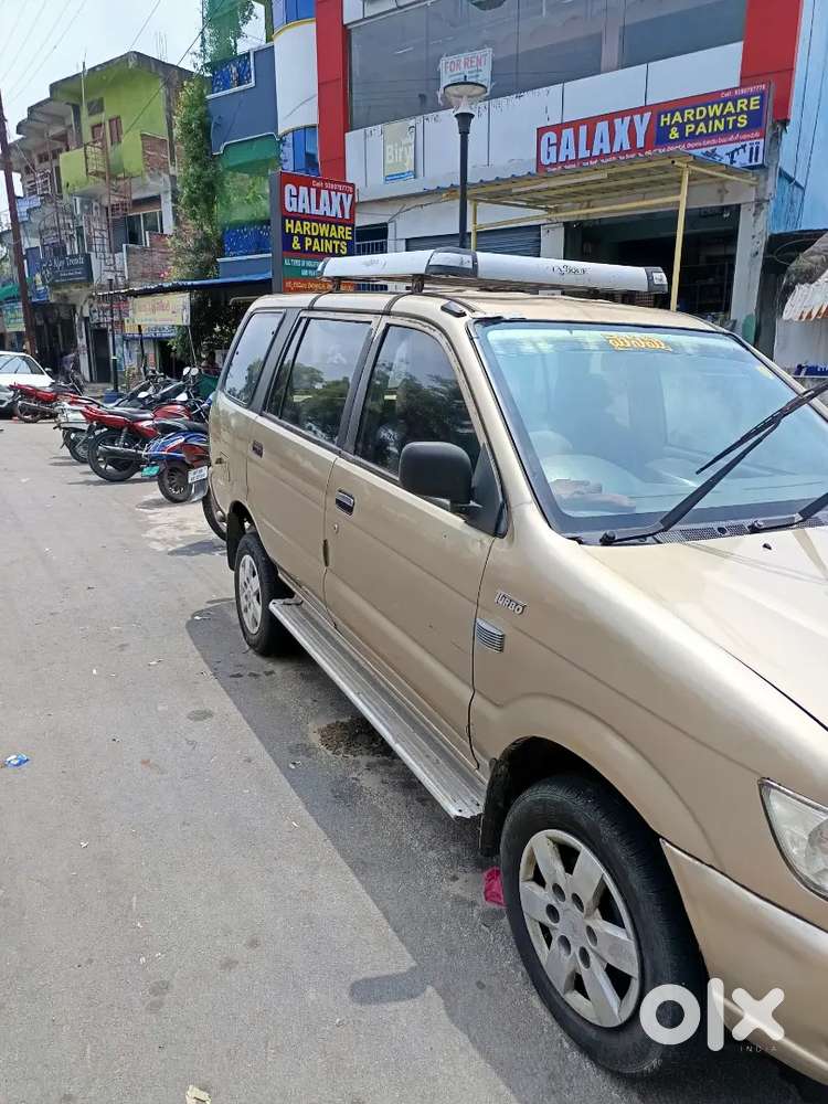 Chevrolet Tavera Diesel Automatic 2010