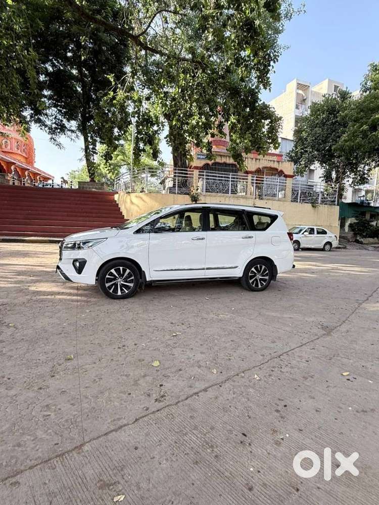 Toyota Innova Crysta 2.8 Zx Automatic 7 Str, 2021, Diesel