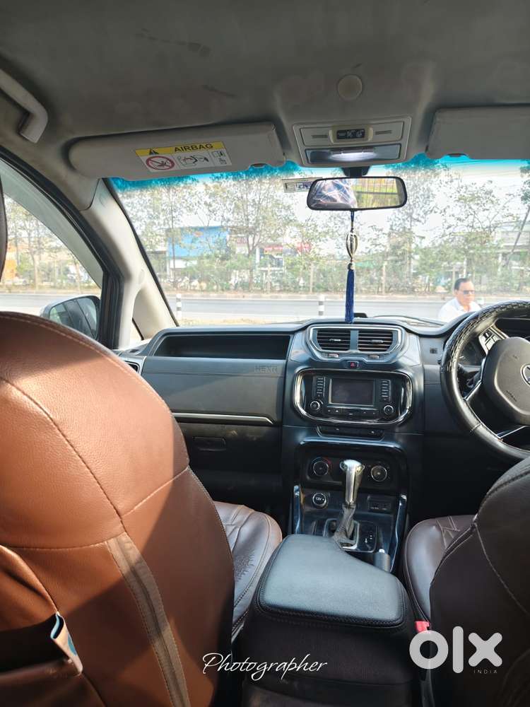 Tata Hexa 2.2 Xta 4x2 7 Str Dual Tone, 2018, Diesel