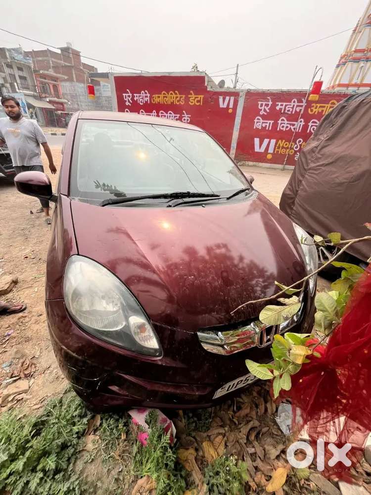 Honda Amaze 2014 Petrol 75000 Km Driven,good Condition Car ,