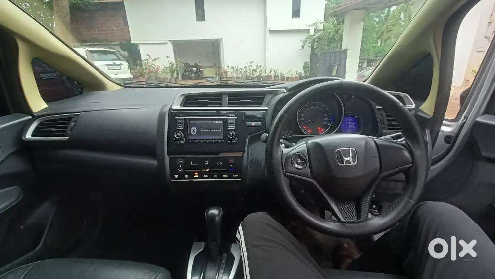 Honda Jazz Automatic 2016 Petrol 74000 Km Driven