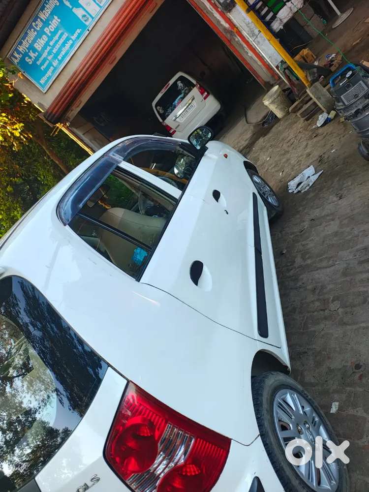 Hyundai Santro Gls Ii 2013 Top Model