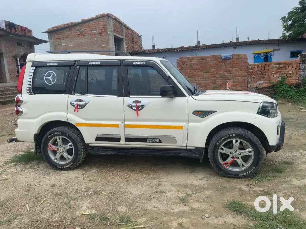 Mahindra Scorpio Classic 2016 Manual Diesel