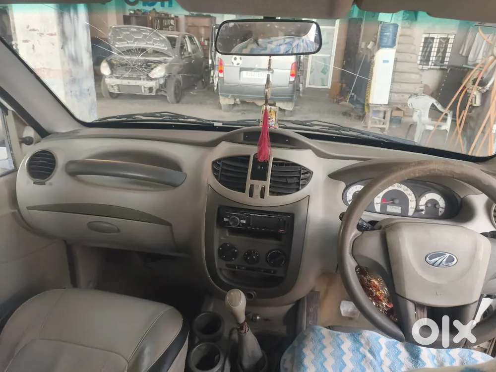 Mahindra Quanto 1.5 C4 2015