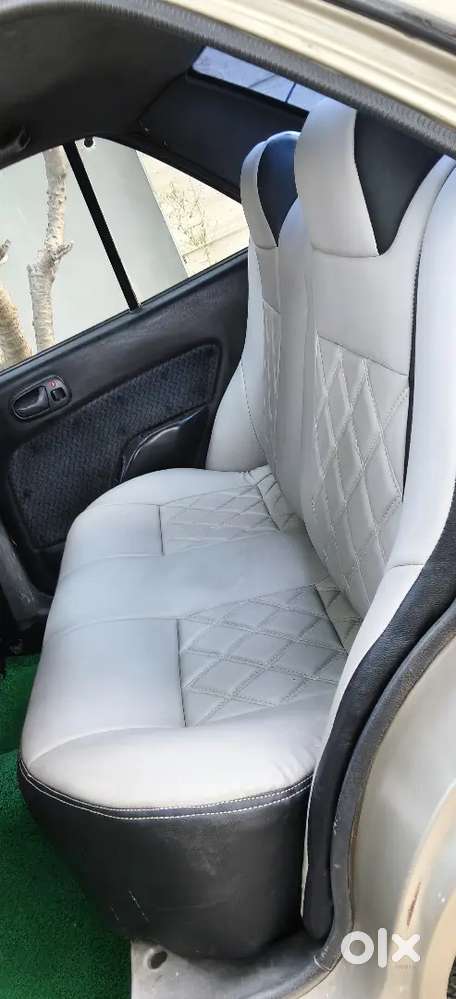 Maruti Suzuki Esteem 2000