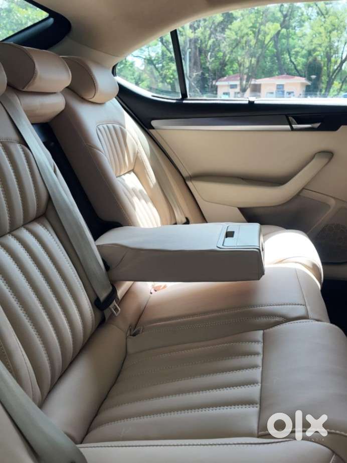 Skoda Superb Style 2.0 Tdi At, 2019, Diesel