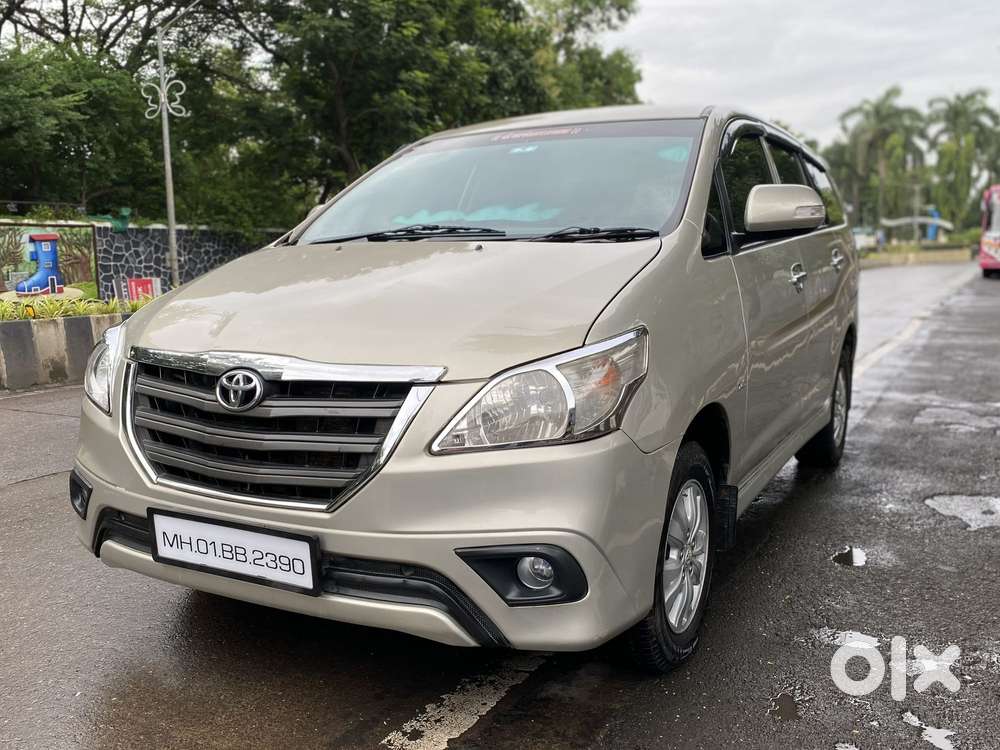 Toyota Innova 2004-2011 2.5 V Diesel 8-seater, 2011, Diesel