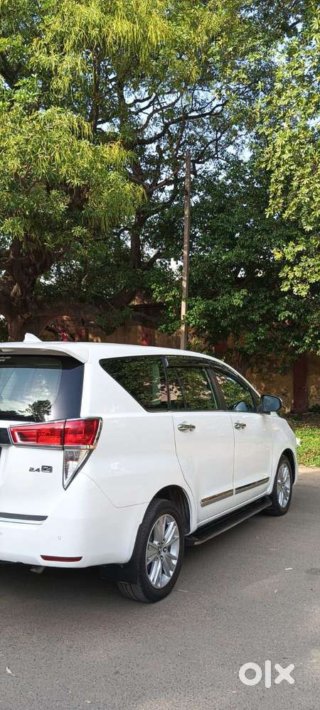 Toyota Innova Crysta [2020-ongoing] 2.4 Zx 7 Str, 2020, Diesel