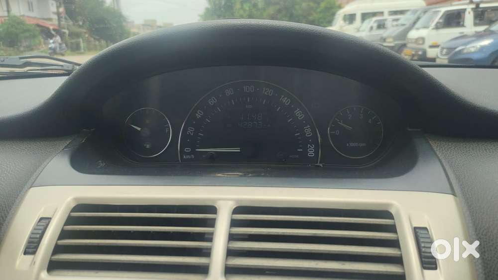 Tata Indica Vista Aura 1.3 Quadrajet (abs) Bs Iv, 2013, Diesel