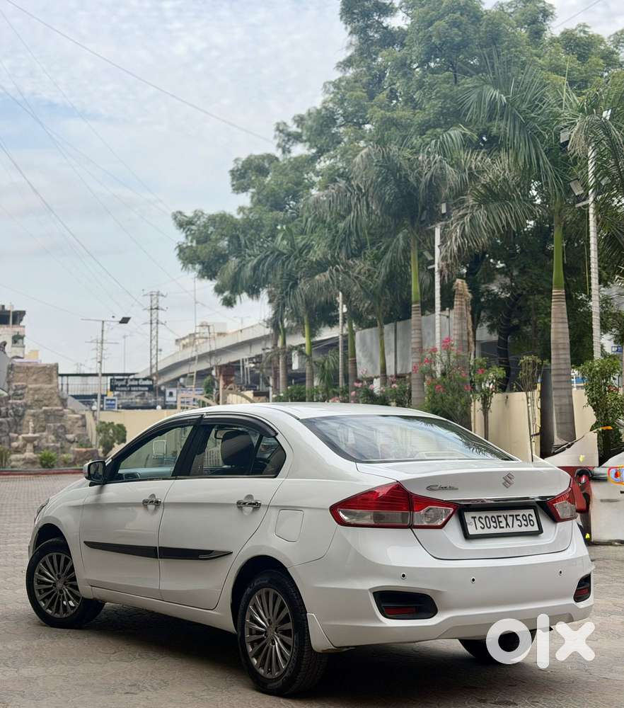 Maruti Suzuki Ciaz Alpha 1.5 At, 2017, Petrol