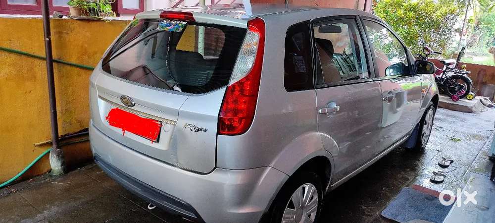 New Battery. New Insurance. Tyre 75%.