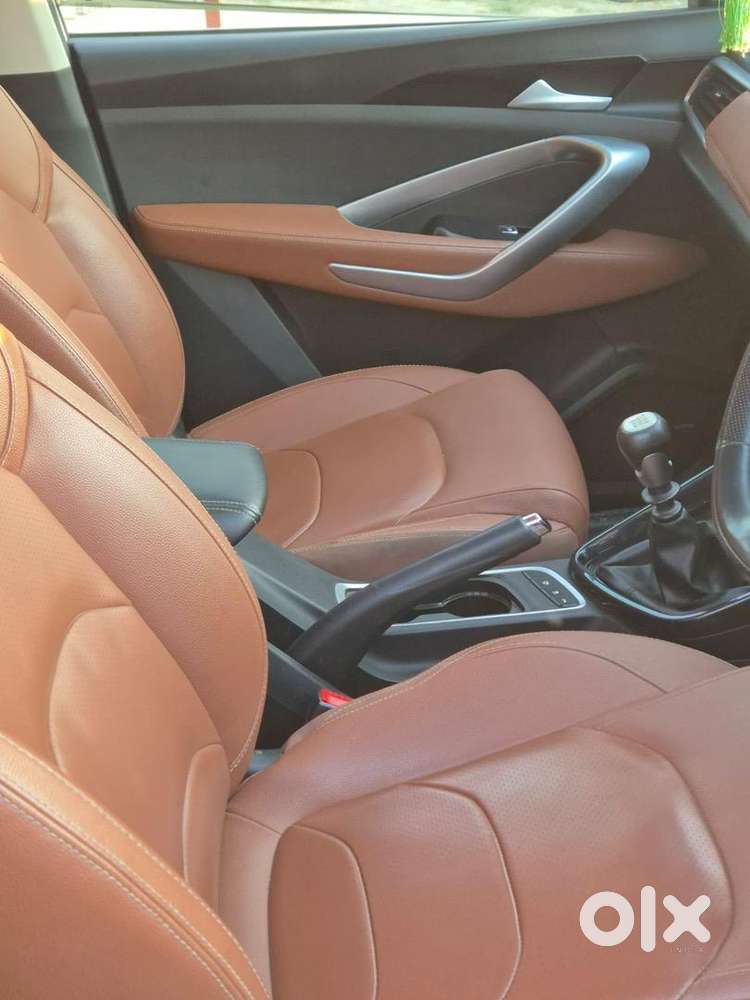 Mg Hector Plus 2021 Diesel Well Maintained