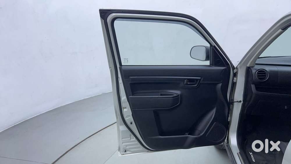 Maruti Suzuki S-presso Vxi At, 2020, Petrol