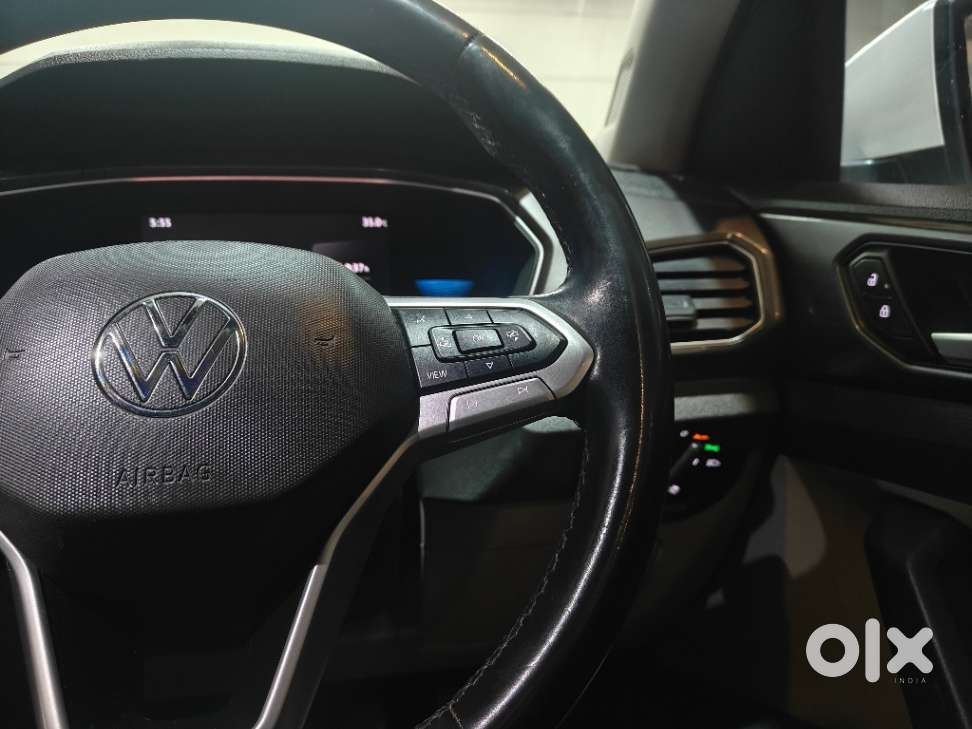 Volkswagen Taigun 1.0 Tsi Topline At, 2022, Petrol