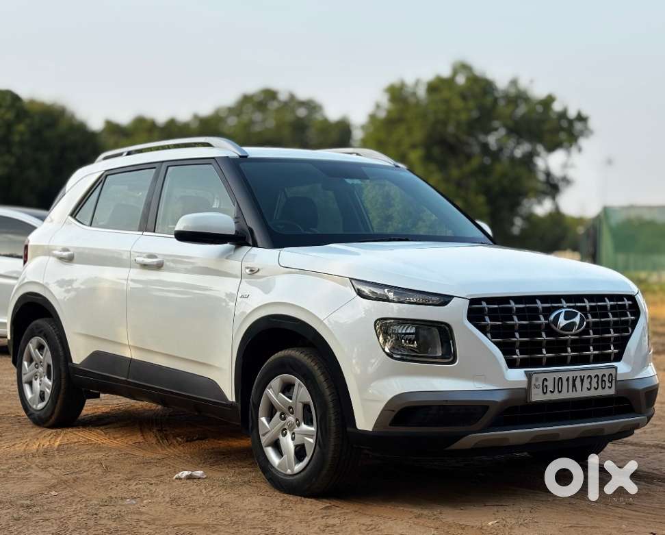 Hyundai Venue S Turbo Dct, 2020, Petrol