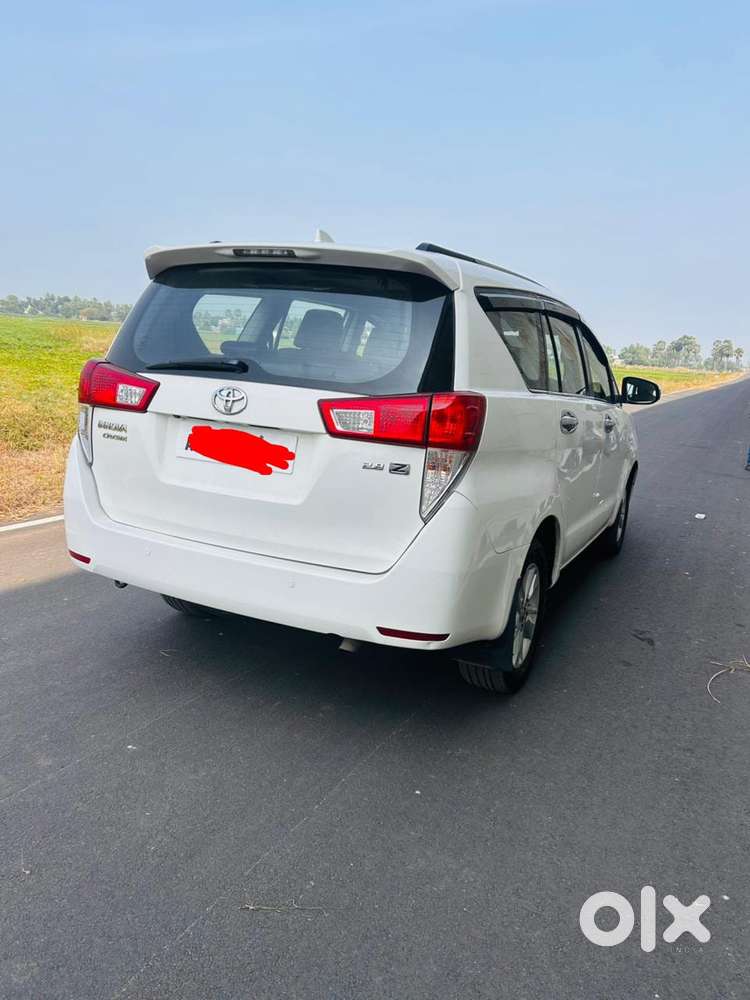 Toyota Innova Crysta 2.8z Automatic, 2017, Diesel